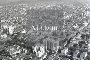 Veduta aerea città Brescia bianco nero anni cinquanta - © Diritti Riservati